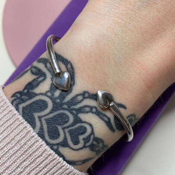 💛 Vintage 925 Heart Bypass Bangle Bracelet - Picture 5 of 6